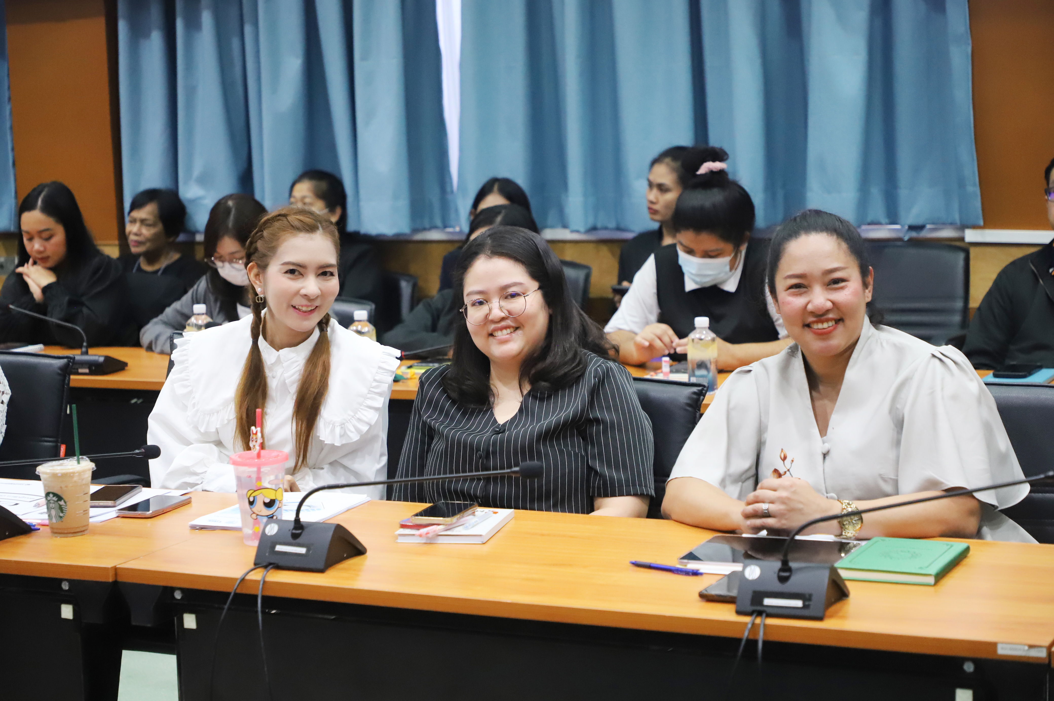 title - สำนักบริหารกองทุน (สบท.)  จัดการประชุมภายใน เพื่อติดตามเร่งรัดการดำเนินงานตามกรอบหน้าที่และตัวชี้วัด